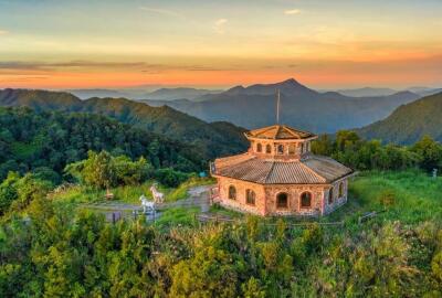 Expérience pour découvrir le parc national de Bach Ma pendant la journée