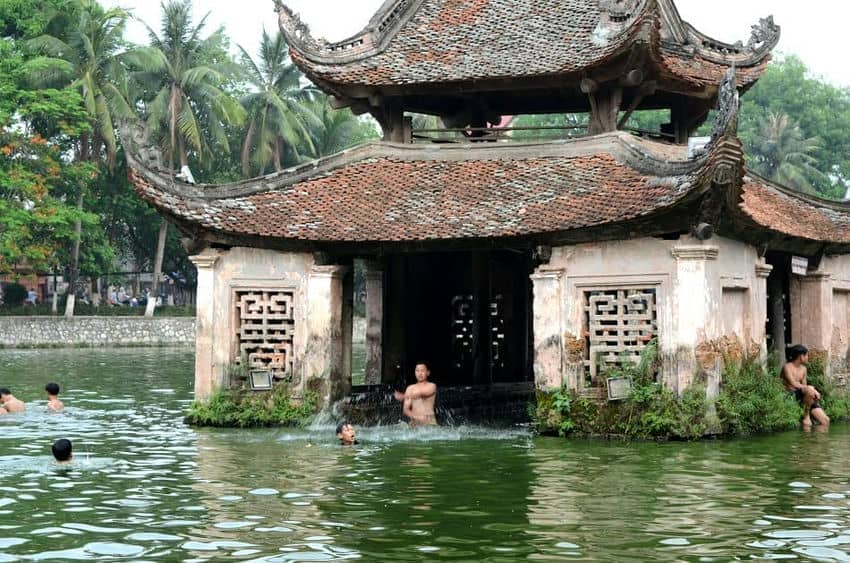 marionnette-sur-eau-spectacle-premier