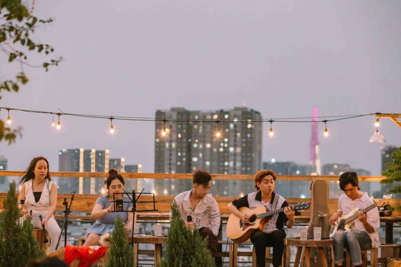 top-10-activites-nocturnes-passionnantes-a-saigon