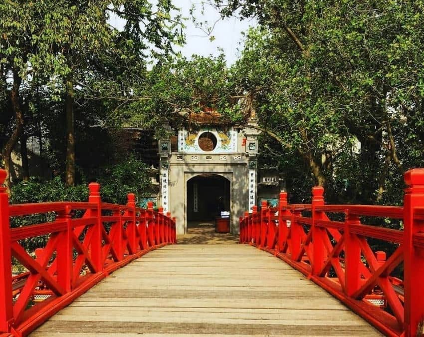 top-10-attractions-touristiques-a-decouvrir-absolument-a-hanoi