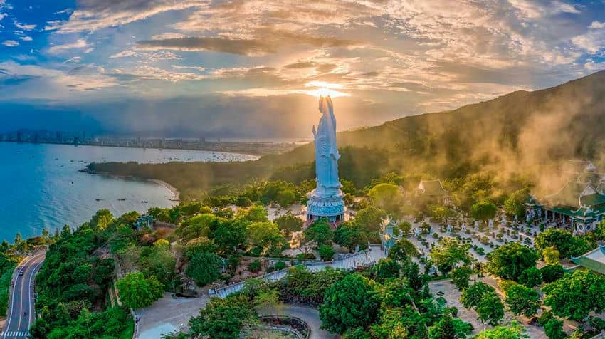 la-pagode-de-linh-ung-a-da-nang