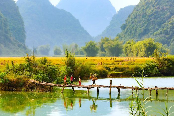 la-vallee-de-phong-nam-un-site-incontournable-pour-votre-visite-a-cao-bang