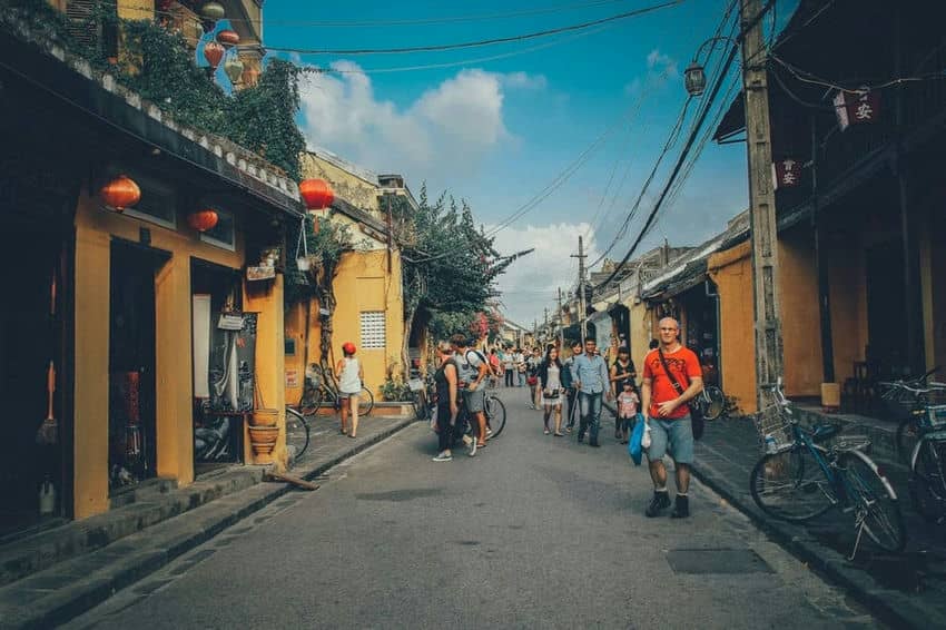 petite-ville-hoi-an-du-vietnam