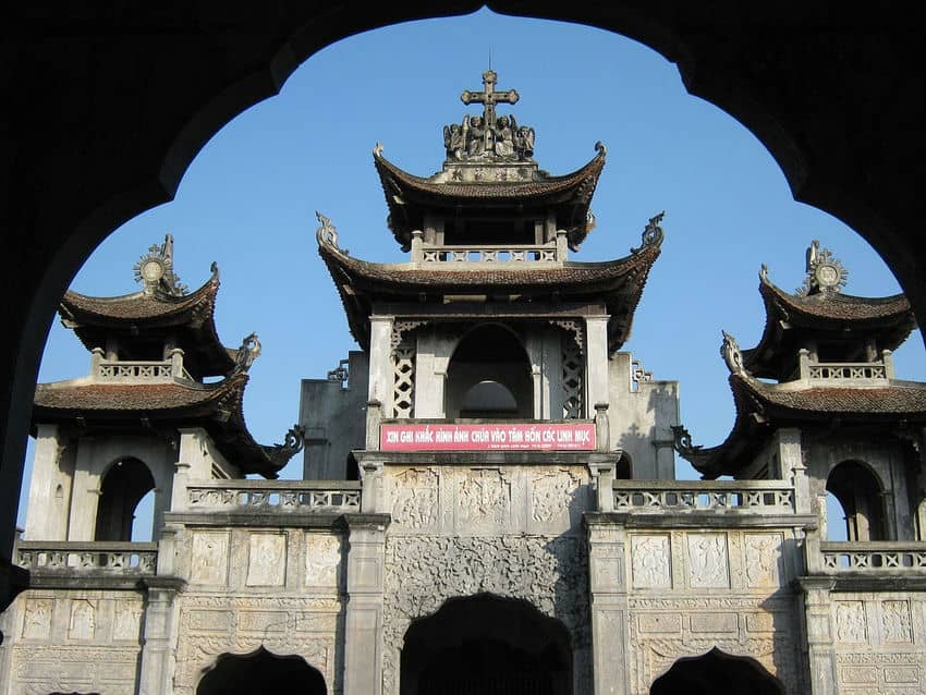 eglise-ninh-binh-vietnam