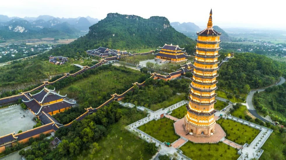 ninh-binh-guide-de-voyage-detaille-sur-le-joyau-cache-du-vietnam