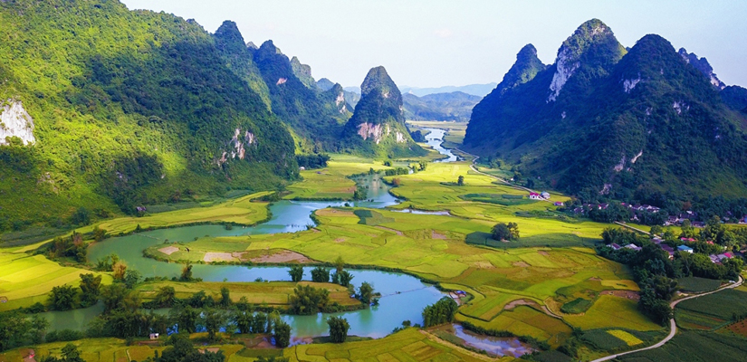Cao-Bang-Non-Nuoc-parc