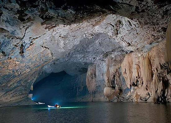 surprenante-region-de-kong-lor-laos