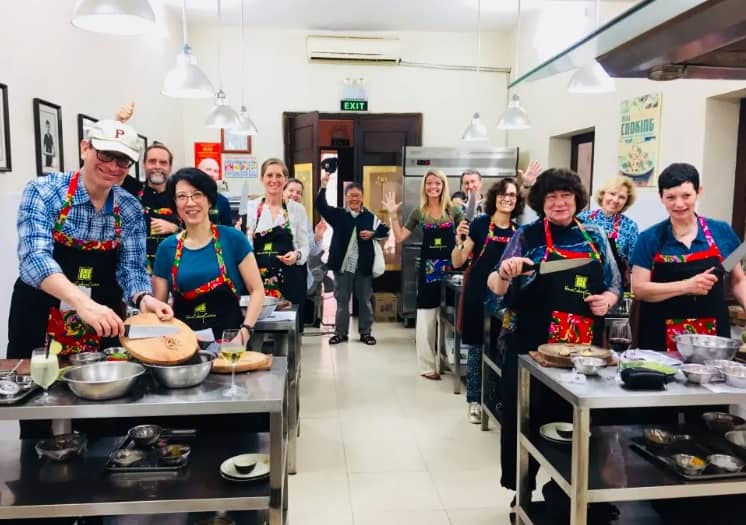 cours-de-cuisine-a-hanoi-leon-de-saveurs