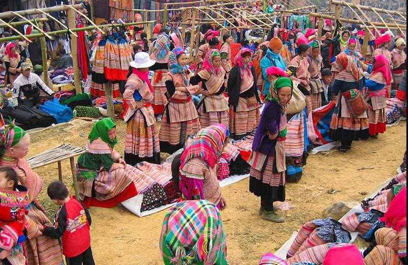 marche-de-meo-vac-destination-phare-de-la-boucle-de-ha-giang