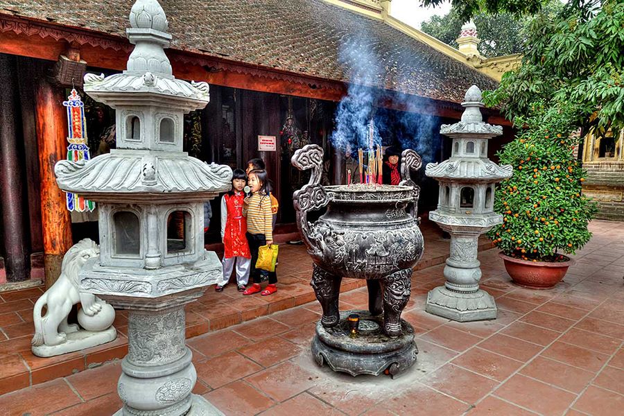 pagode-de-tran-quoc-a-hanoi