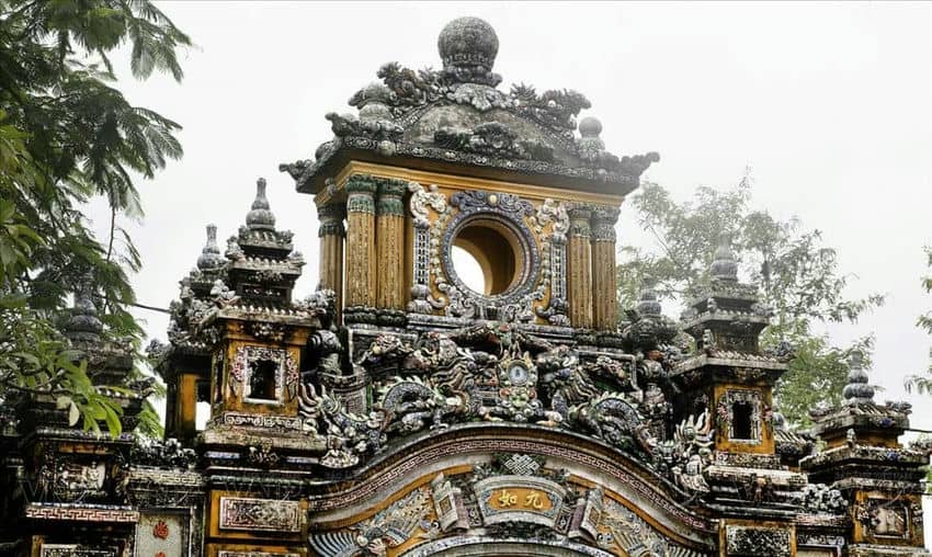 palais-an-dinh-guide-de-voyage-de-la-perle-cachee-de-hue